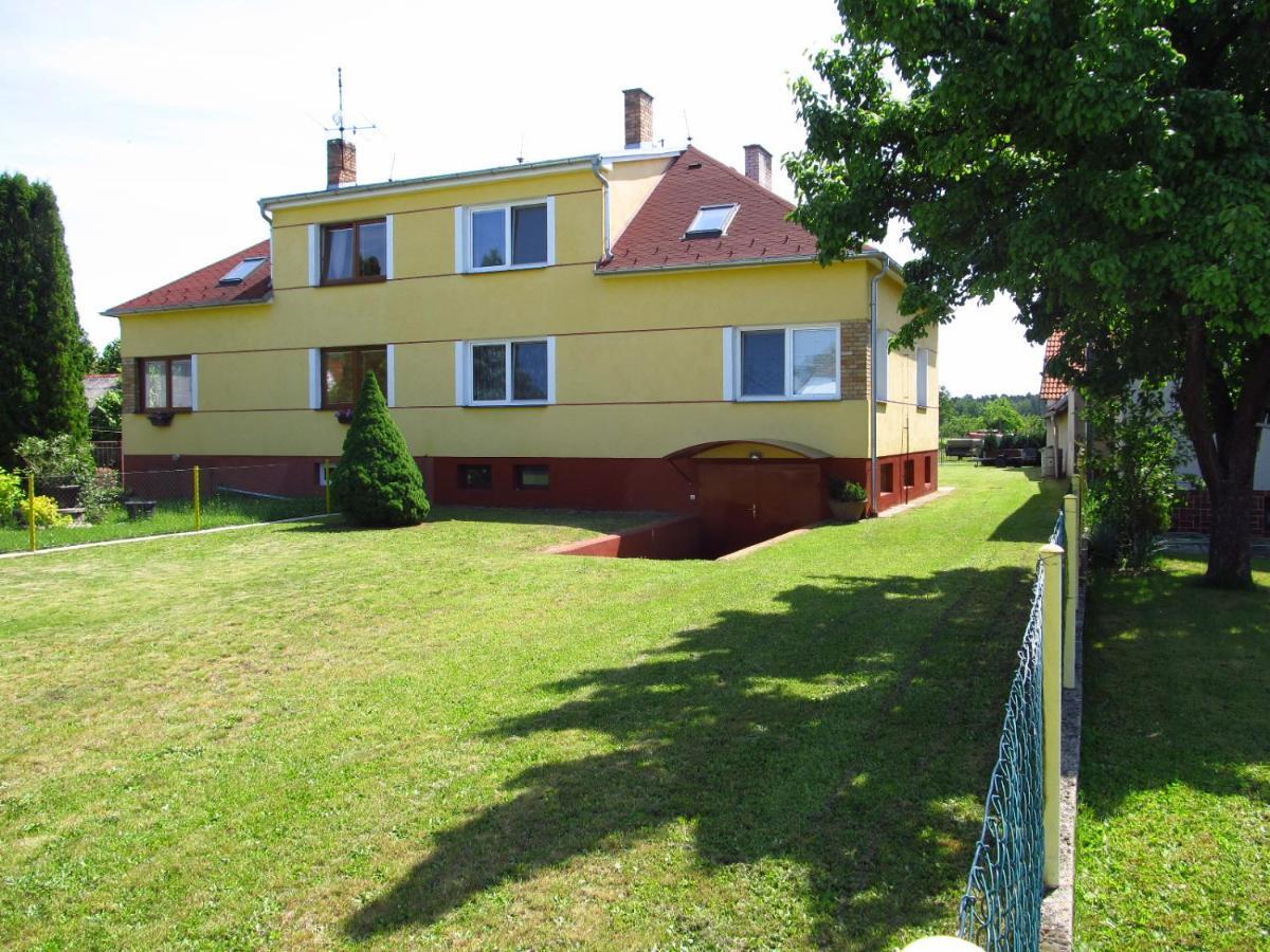 Holiday Home U Čápů Lomnice nad Lužnicí Exterior foto