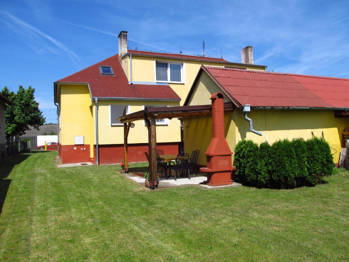 Holiday Home U Čápů Lomnice nad Lužnicí Exterior foto
